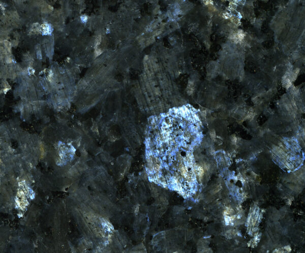 Blue Pearl granitfliser